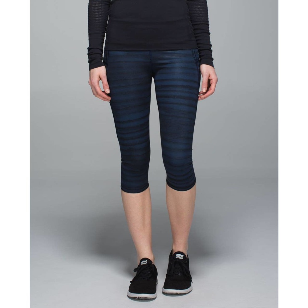 Lululemon Run: Top Speed Crop Good Vibes Deep Navy Black Size 6